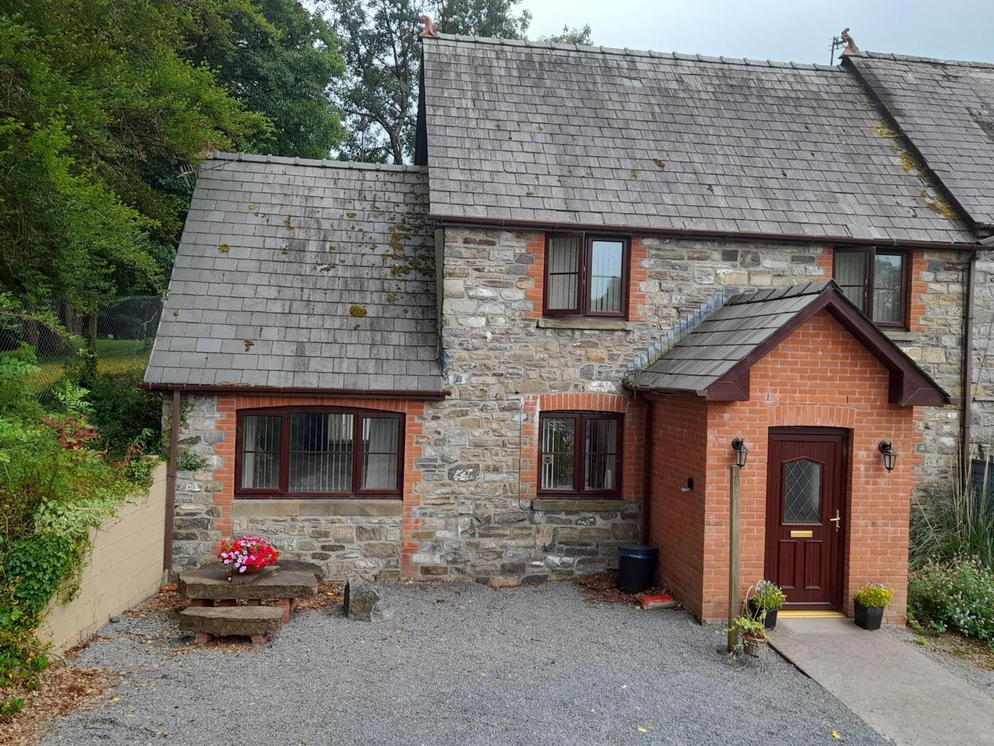 Tregib Mill Cottage Ffair-fâch Esterno foto